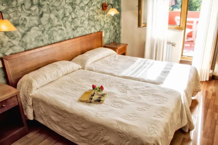 Hotel Covadonga Кангас-де-Оніс Екстер'єр фото
